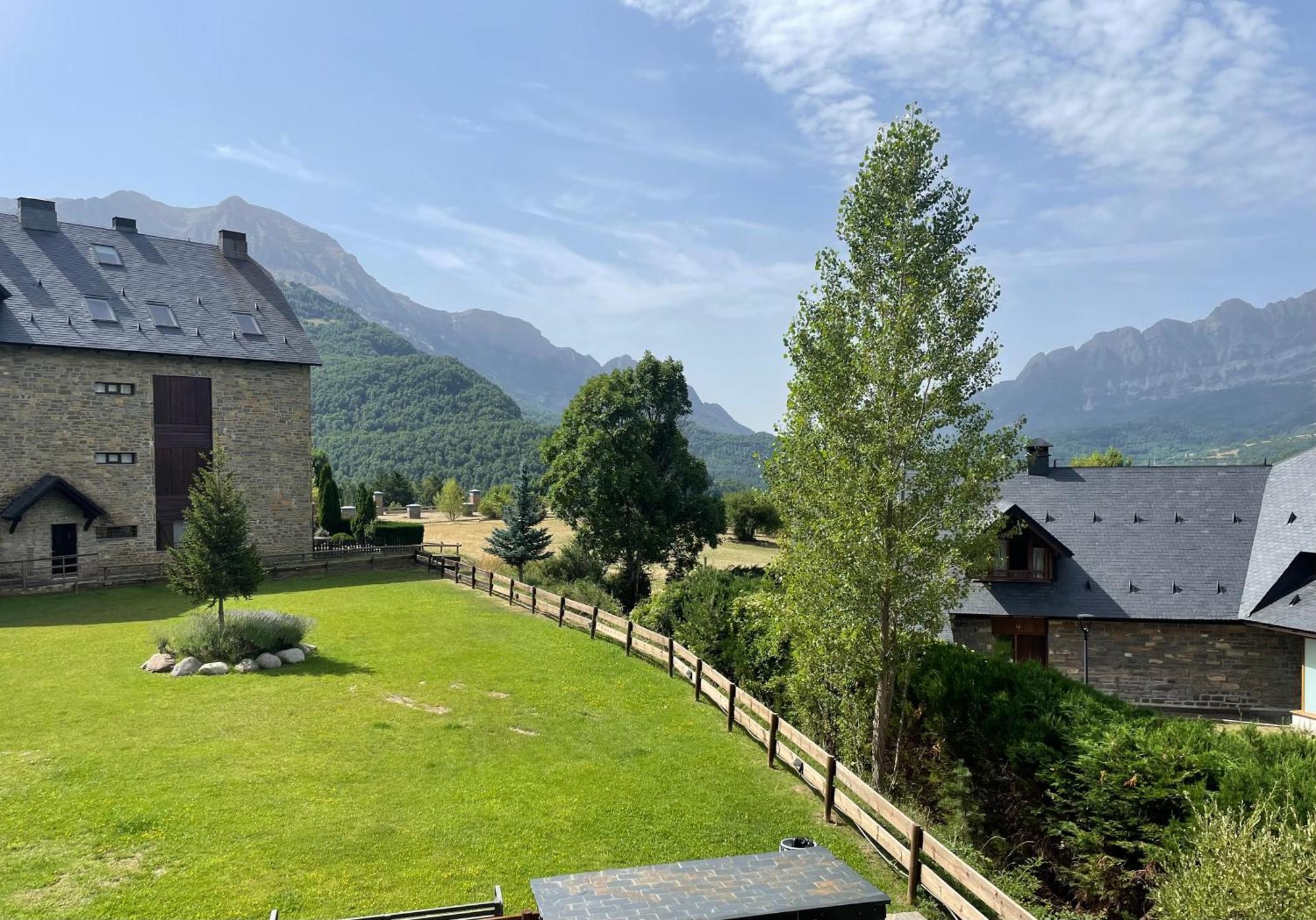 Ventanal De Saras Petfriendly Garaje Trastero Y Chimenea - Arafita Apartamentos Panticosa Buitenkant foto