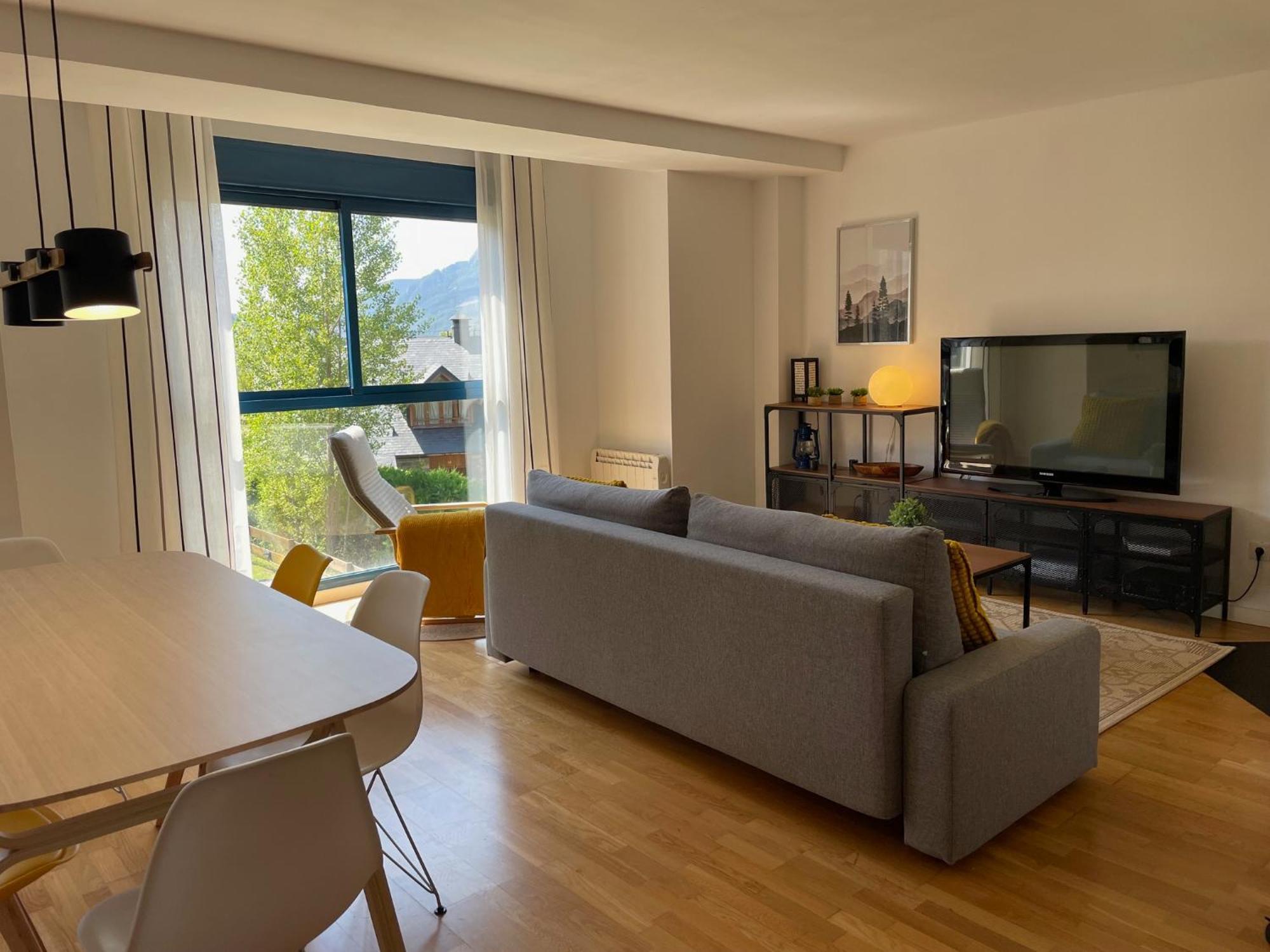 Ventanal De Saras Petfriendly Garaje Trastero Y Chimenea - Arafita Apartamentos Panticosa Buitenkant foto