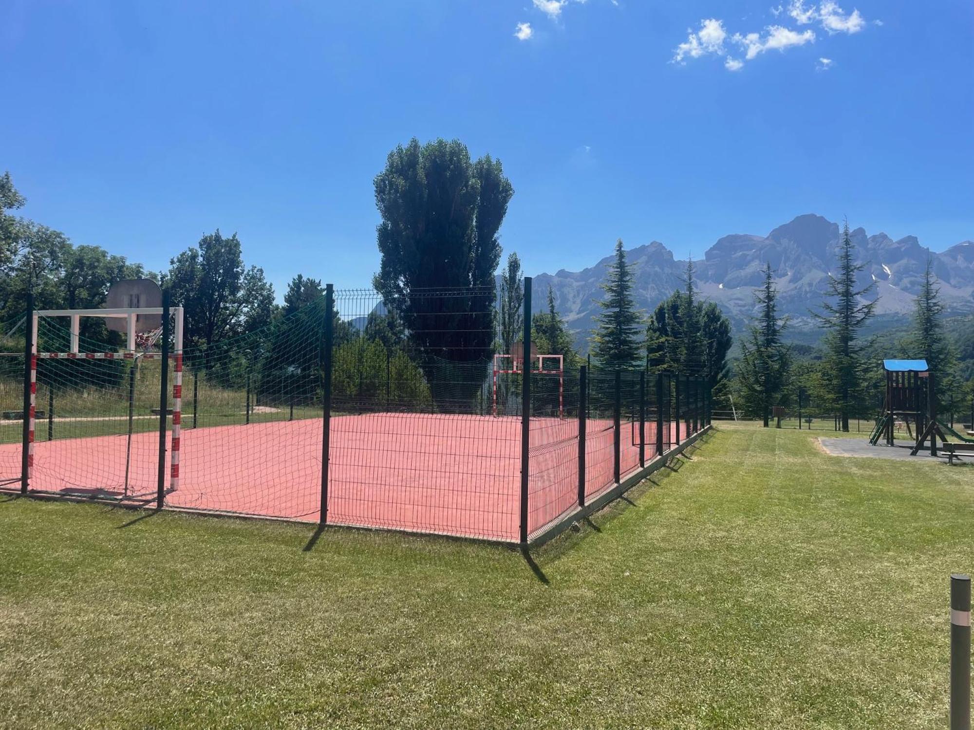 Ventanal De Saras Petfriendly Garaje Trastero Y Chimenea - Arafita Apartamentos Panticosa Buitenkant foto